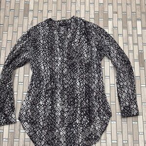 Apt. 9 Black and White Long Sleeve Mandarin Collar Blouse